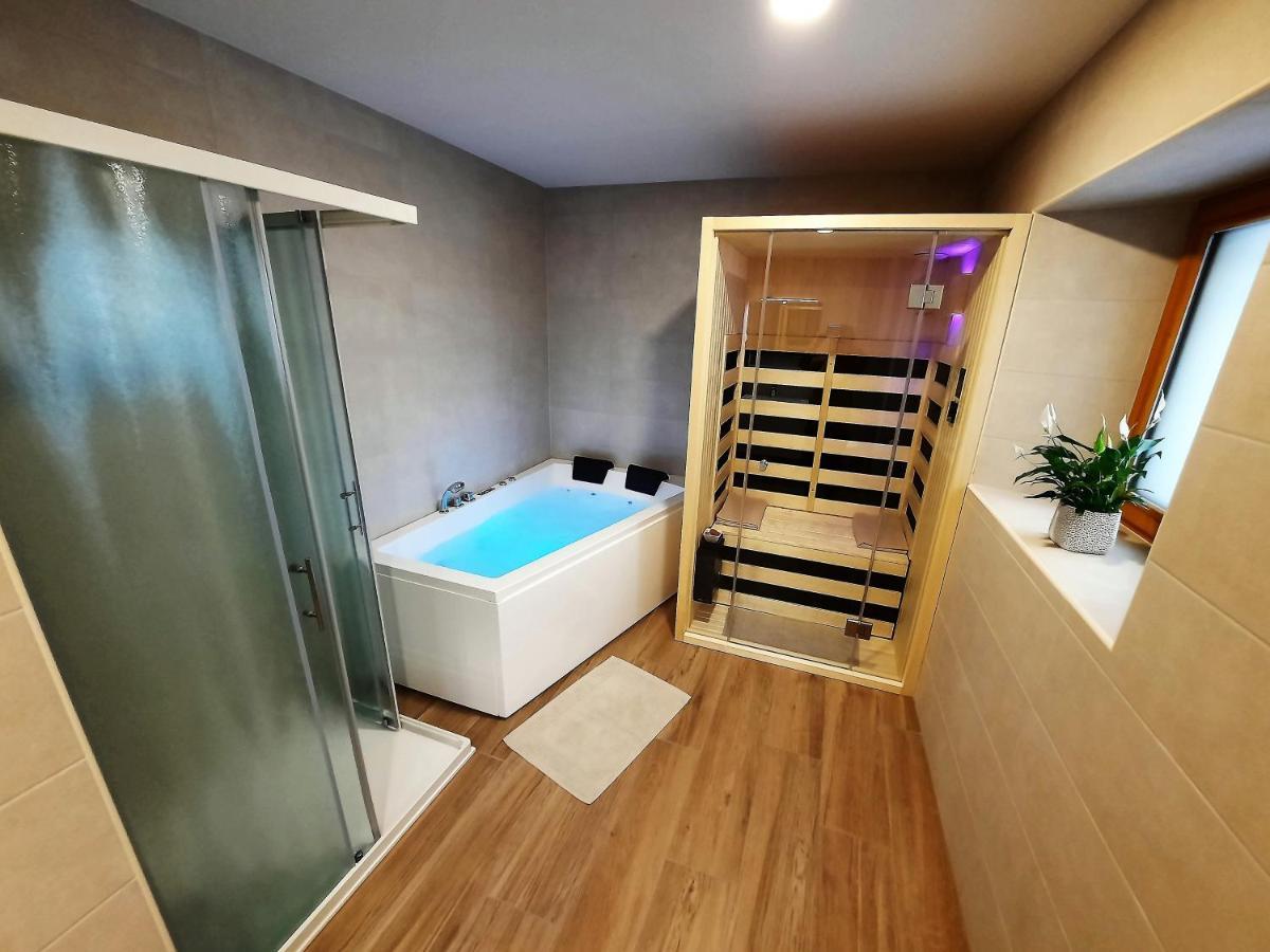 Apartments Hlapi With Spa كوباريد المظهر الخارجي الصورة
