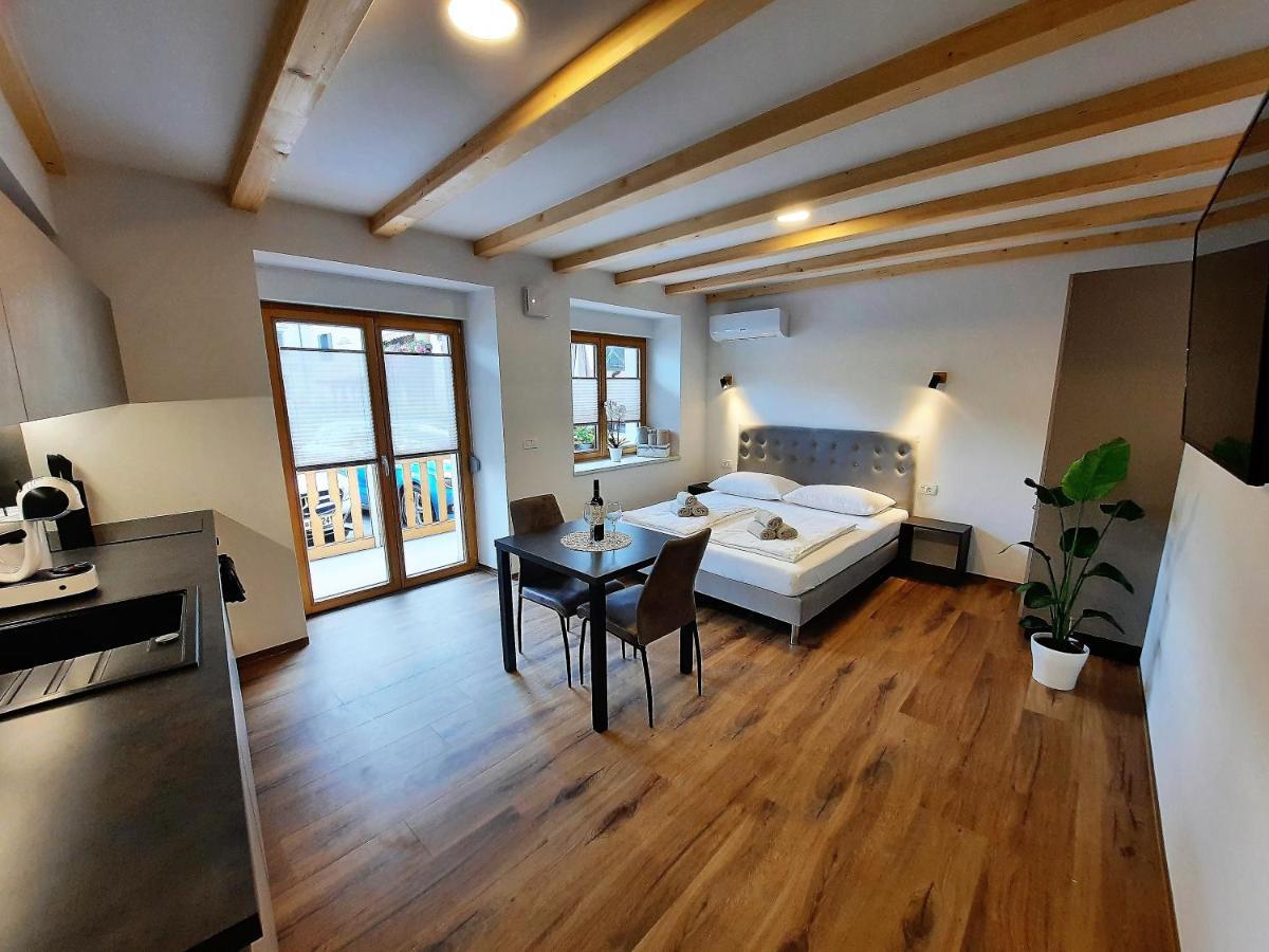 Apartments Hlapi With Spa كوباريد المظهر الخارجي الصورة