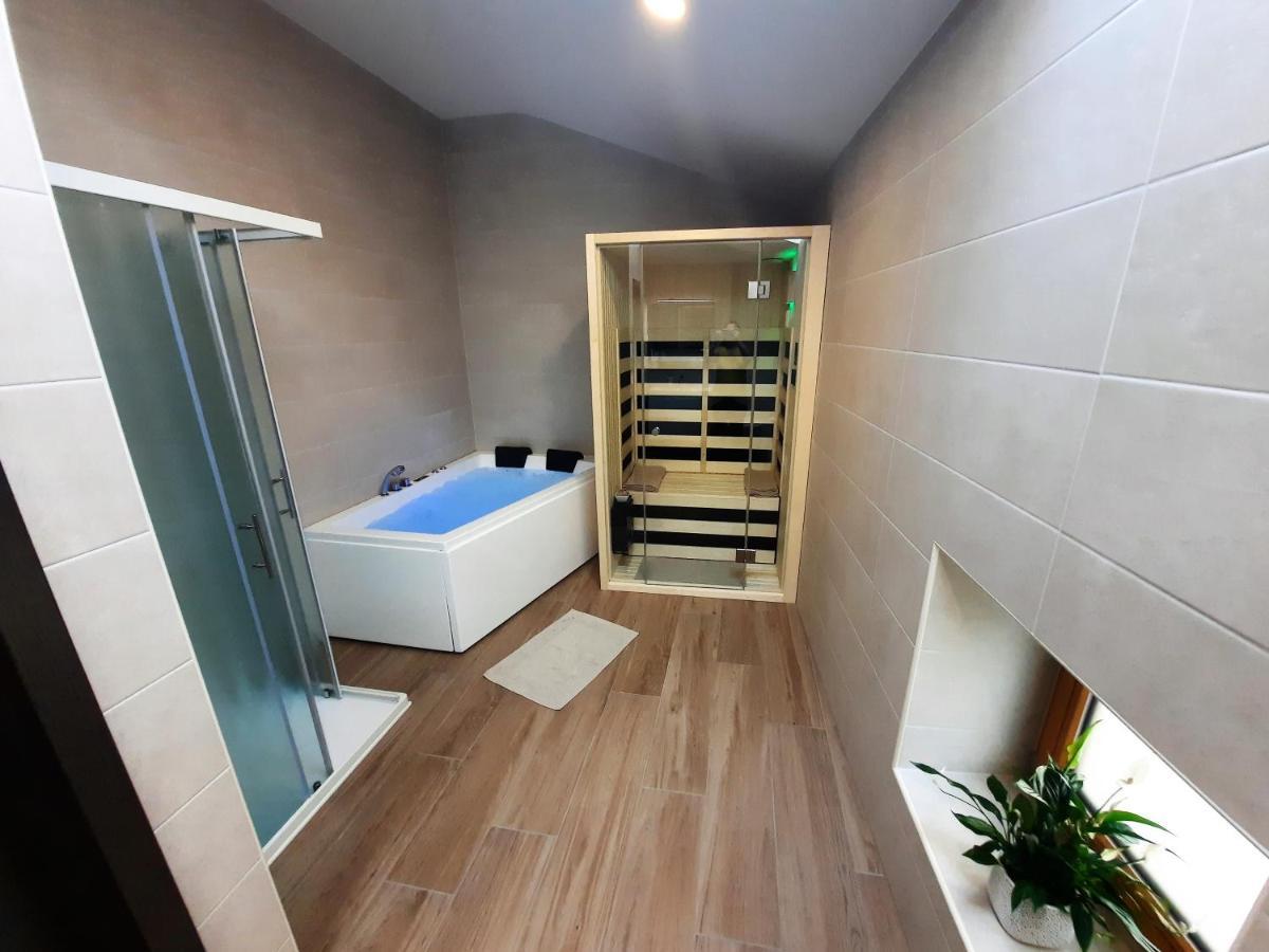 Apartments Hlapi With Spa كوباريد المظهر الخارجي الصورة